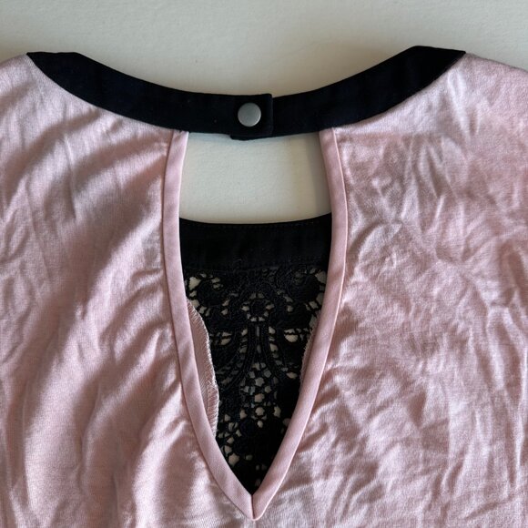 RW&Co Black Lace and Baby Pink Blouse - Picture 3 of 4